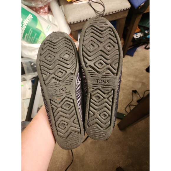 Toms Women's Black & Silver Gray Zebra-Print Flats Size 11 - Picture 8 of 8
